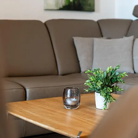 Schmiedestrasse 3 7 * Scharbeutz